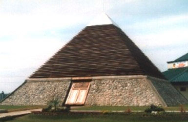 Pirámide asiática sin identificar