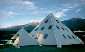 Pirámide europea sin identificar